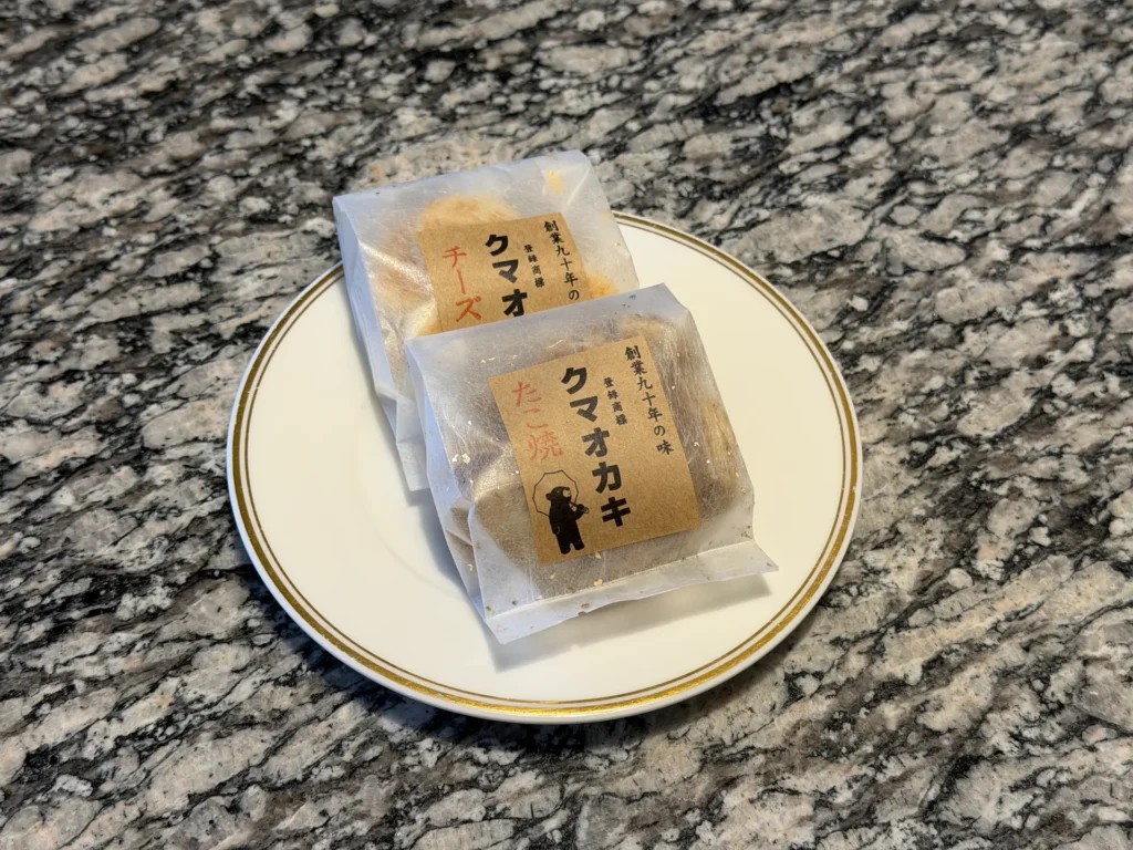 グランドプリンスホテル大阪ベイの客室に用意されていたお菓子