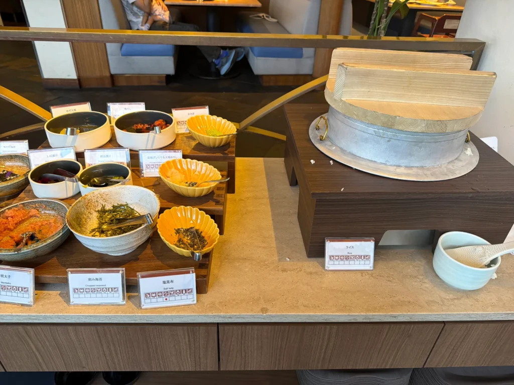 グランドプリンスホテル大阪ベイの朝食の和食コーナー